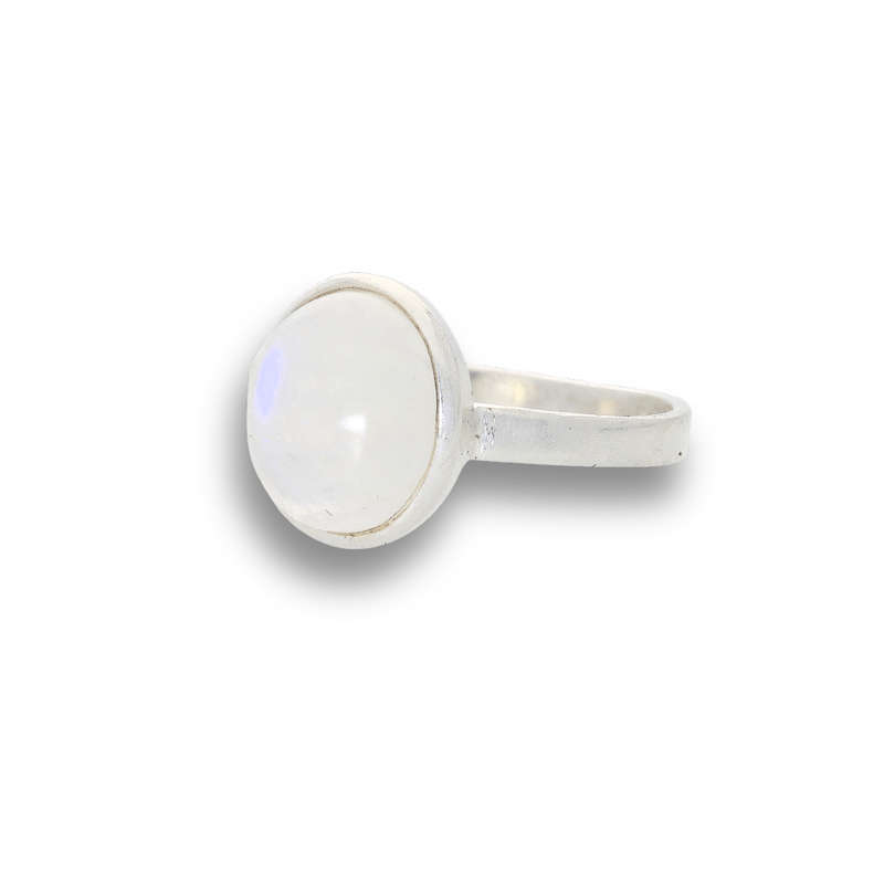 Moonstone Magic: Serene Glow Oval Ring