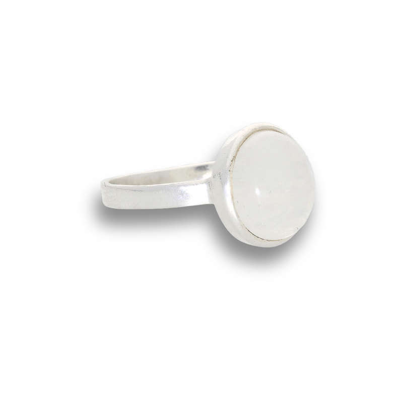 Moonstone Magic: Serene Glow Oval Ring