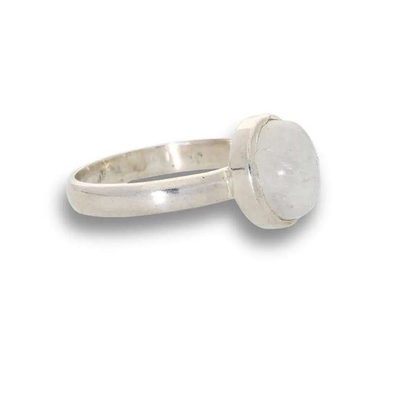 Moonstone Magic: Serene Glow Oval Ring