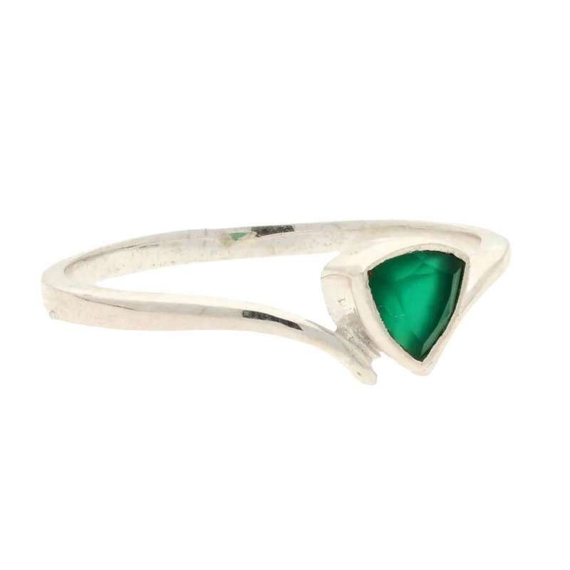 Green Chalcedony Glow: Trillion-Cut Tranquility Ring