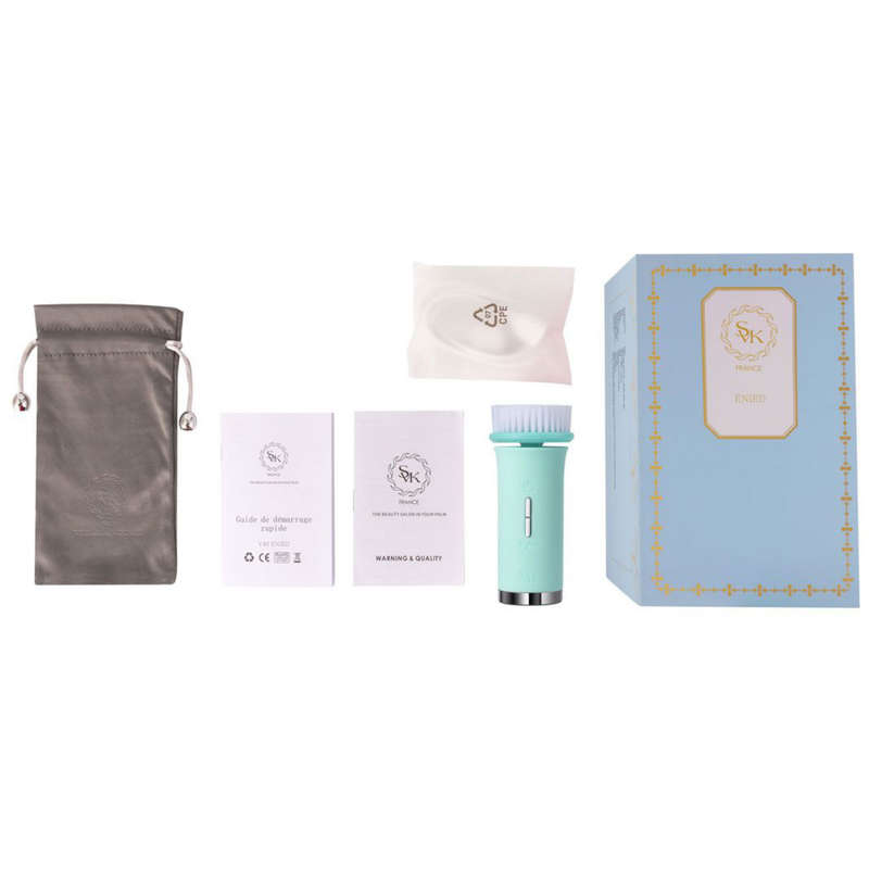 SVK Essence facial brush