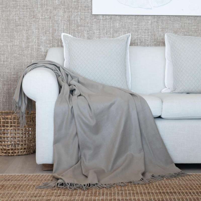 Cobblestone Melody Throw