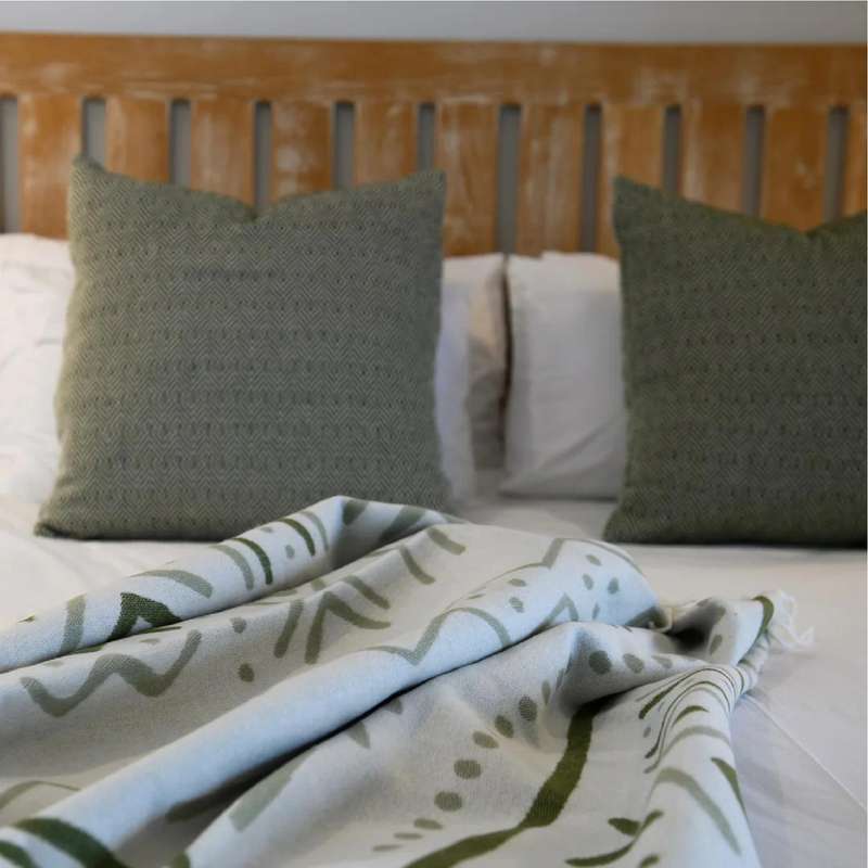 Mali Olive/Hunter Throw