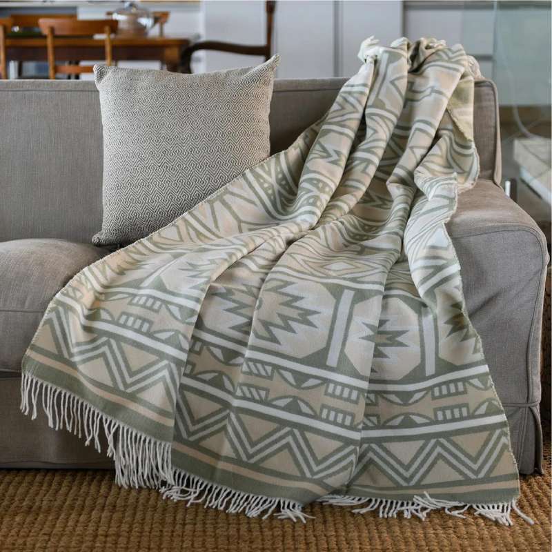 Ndebele Olive/Bone Throw