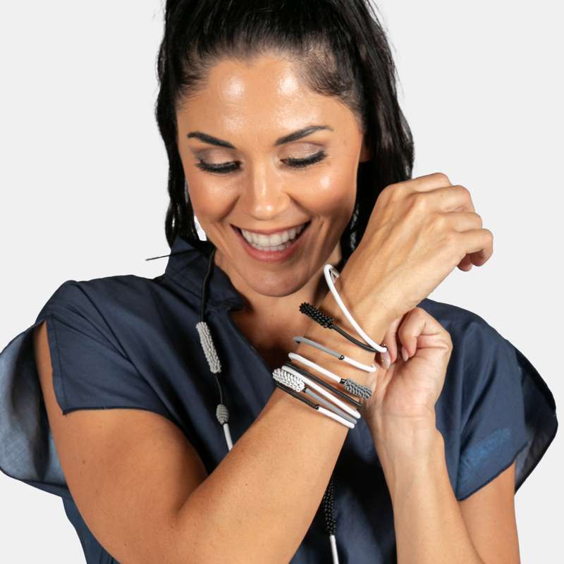 Women's Aloe Scoobie Bracelet