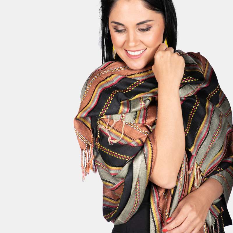 Women's Kenya Weave Scarf Stripe Pattern