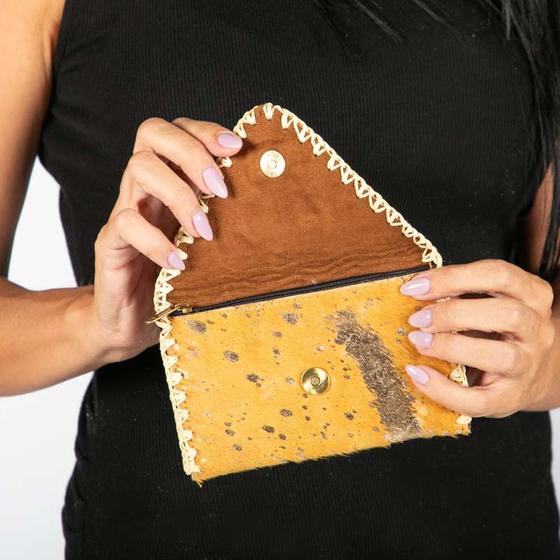 Ladies' Steer Head Purse