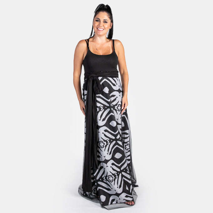 Women's Maxi Arty Dress can be tied in 8 Ways