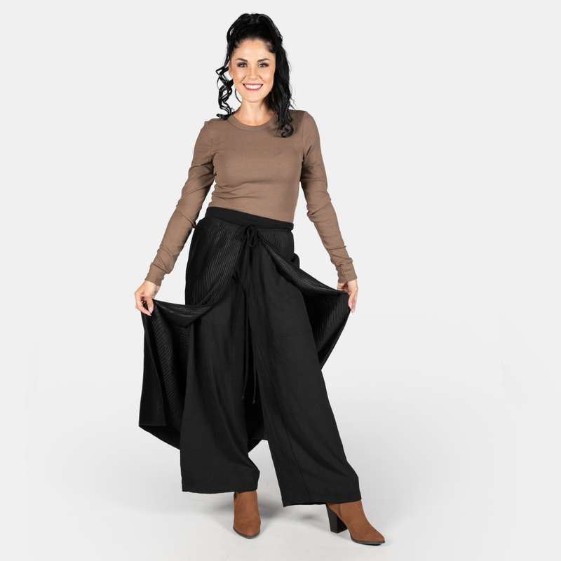 Ladies' Vine Pants & Pleated Skirt