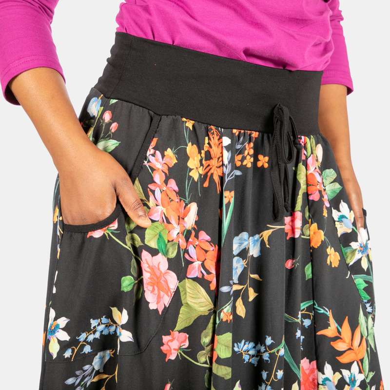 Woman's Summer Airflow Skirt