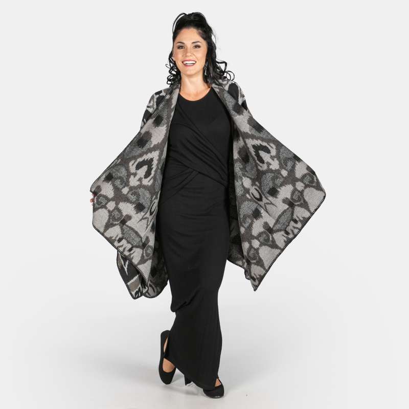 Ladies' Jane Throwover