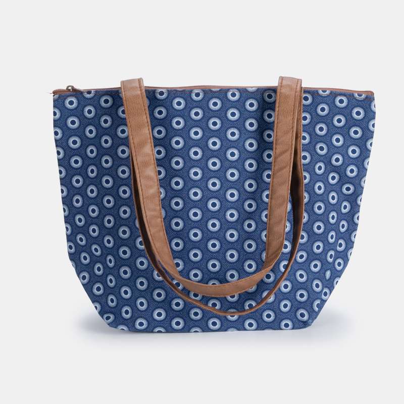 Shwe Shoulder Bag