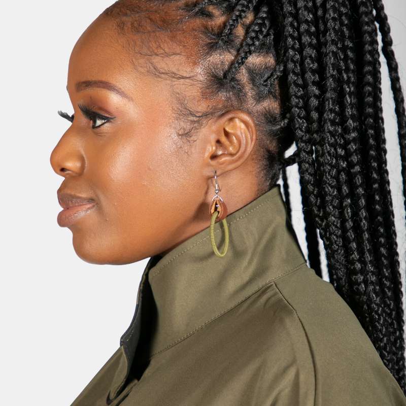 Women's Oval Wire Earrings
