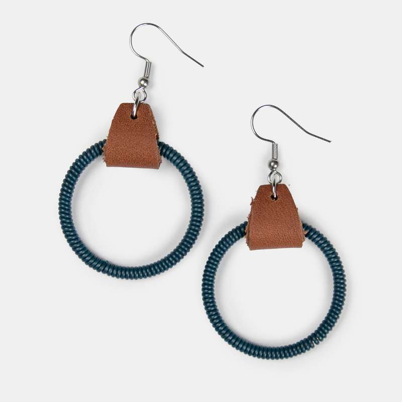 Women's Single Wire Earrings