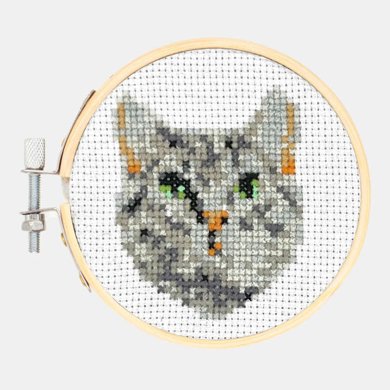 Cat Mini Crosstitch Embroidery Kit Bamboo Hoop Frame