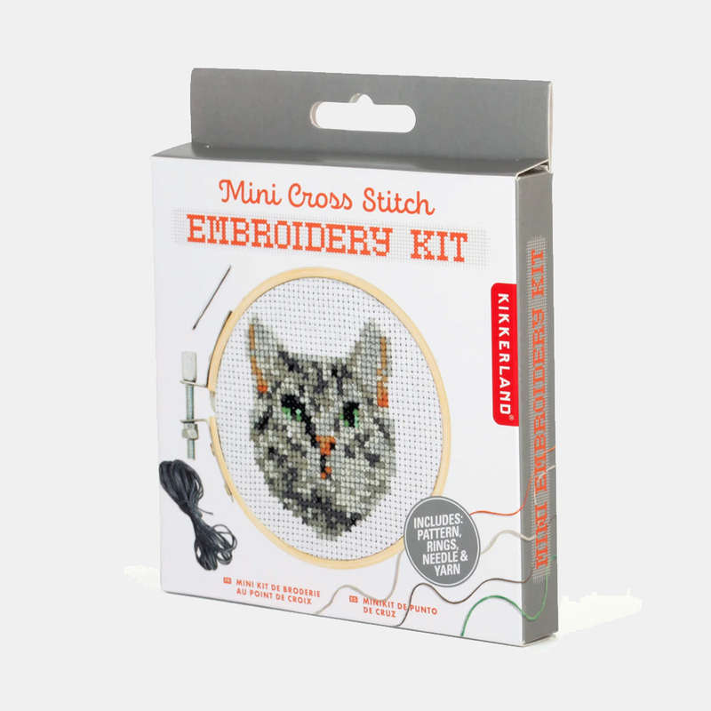Cat Mini Crosstitch Embroidery Kit Bamboo Hoop Frame