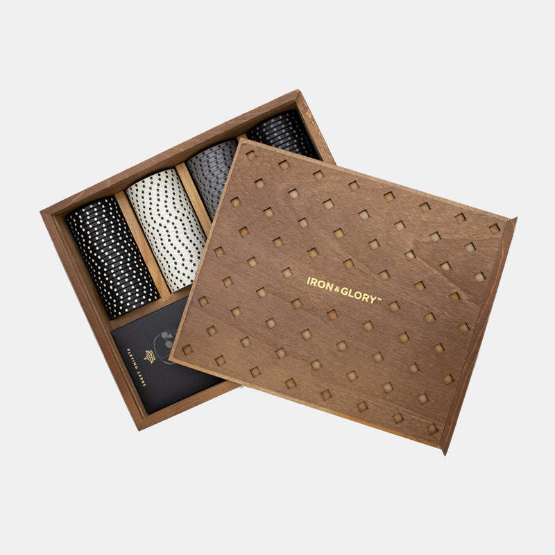 Dead Man's Hand Deluxe Poker Gift Set