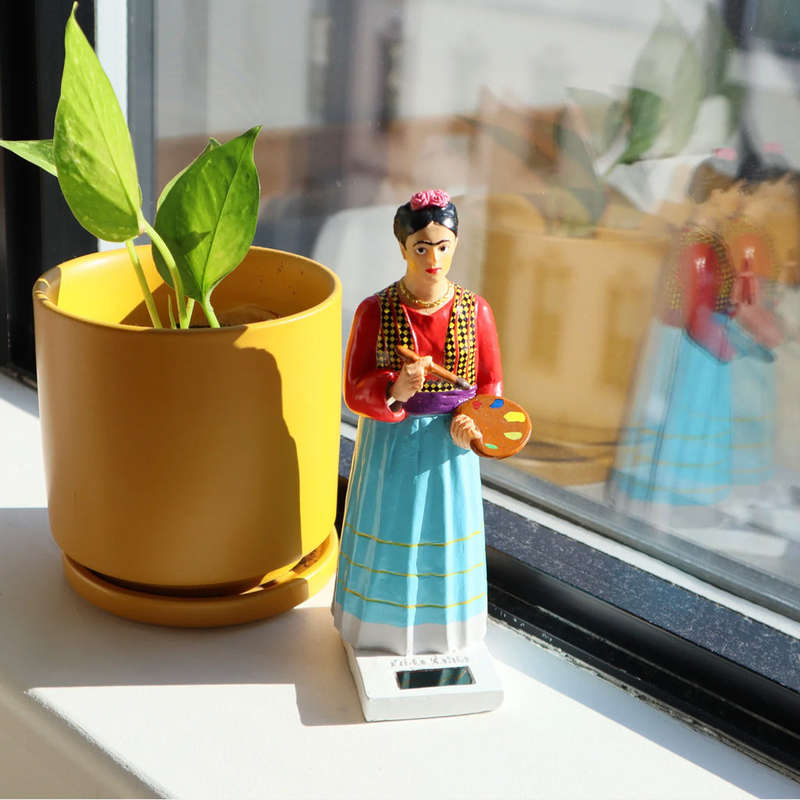 Frida Kahlo Solar Painting Statue Sun Powered Fun