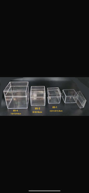 Small acrylic cubes(12)