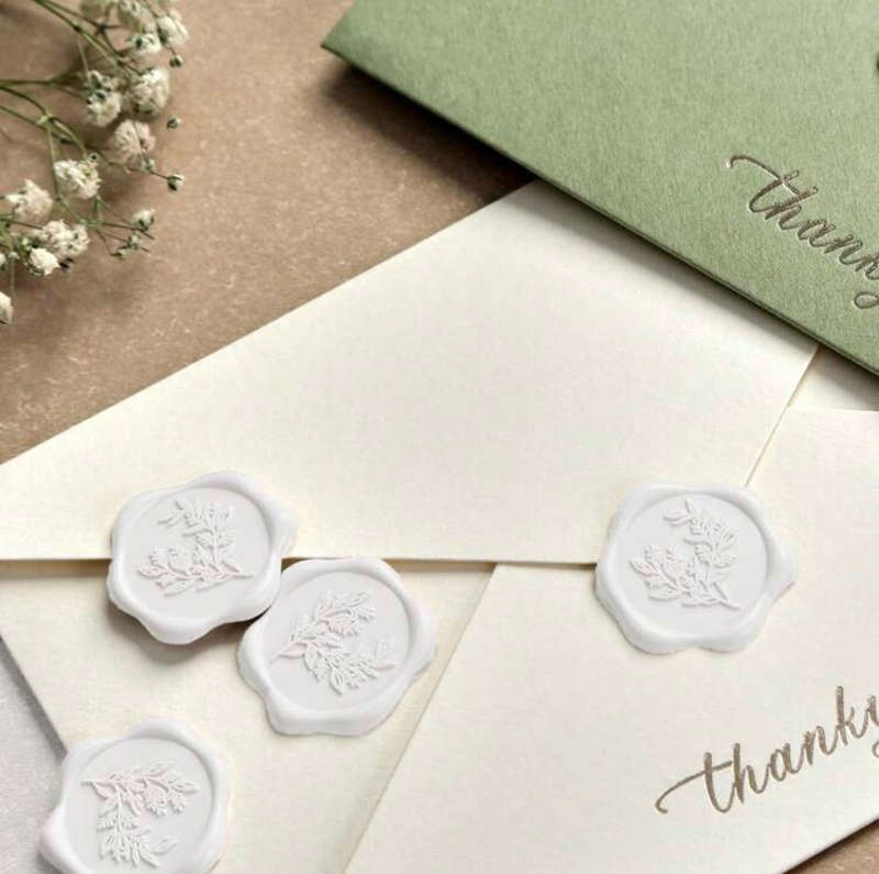 White Eucalyptus Flower Ready Made Wax Seals 10pc