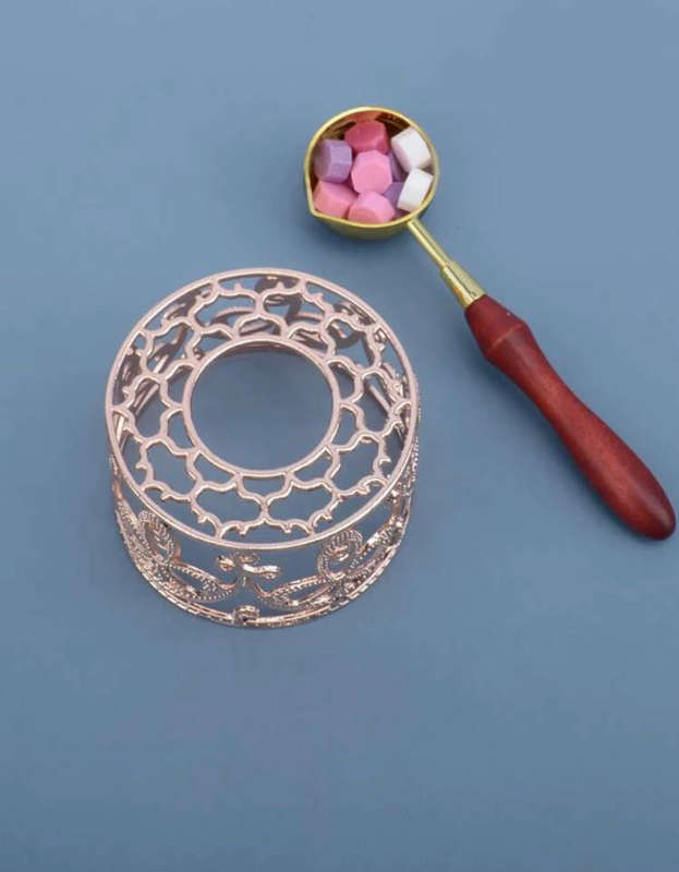 Hollow Pattern Wax Seal Furnace & Spoon