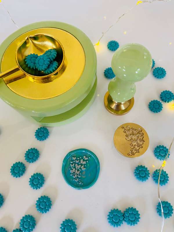 Butterflys fluttering Wax Seal Stamp
