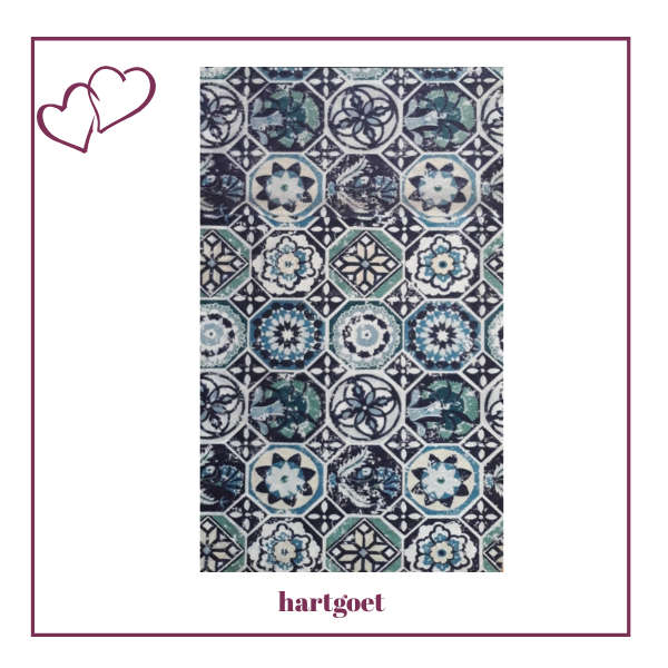 Chenille table runner
