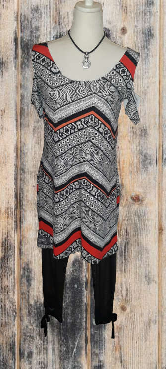 Short Open Shoulder Dress - L