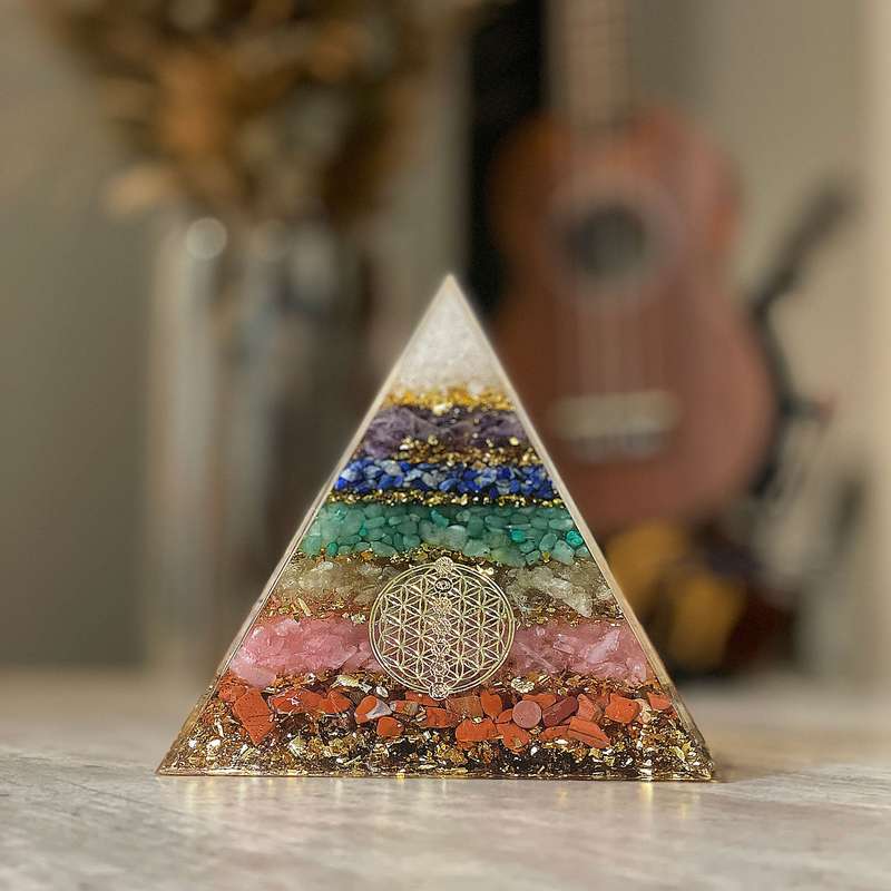 Orgonite Pyramid - 7 Chakra (XL)