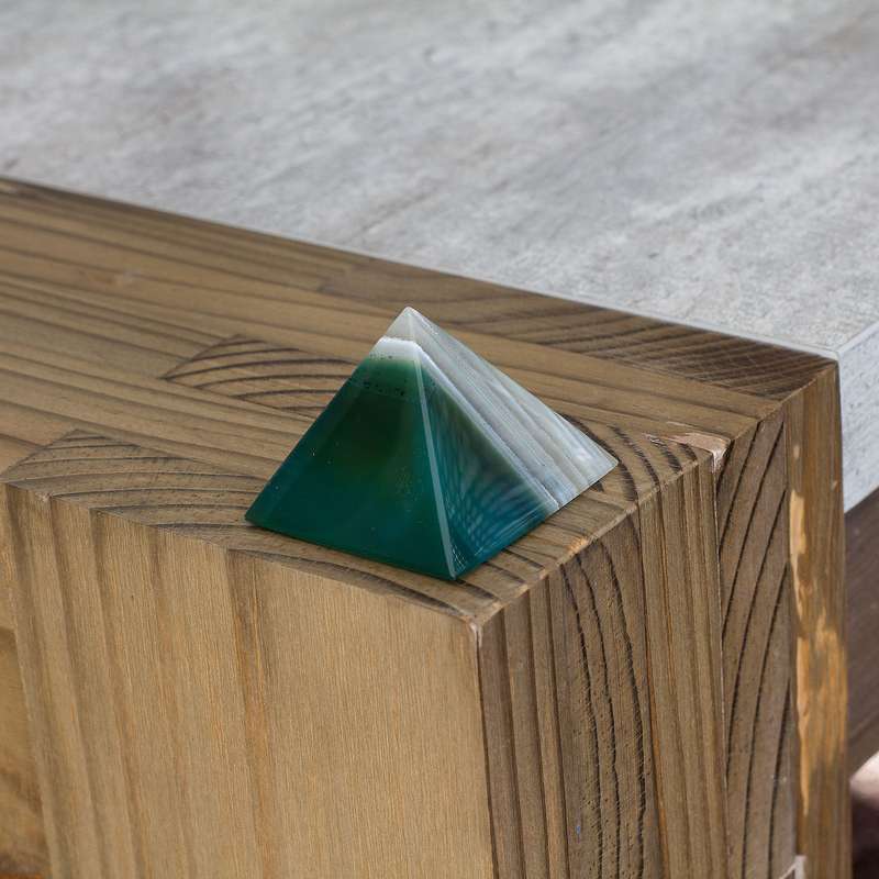 Agate Pyramid - Green & White