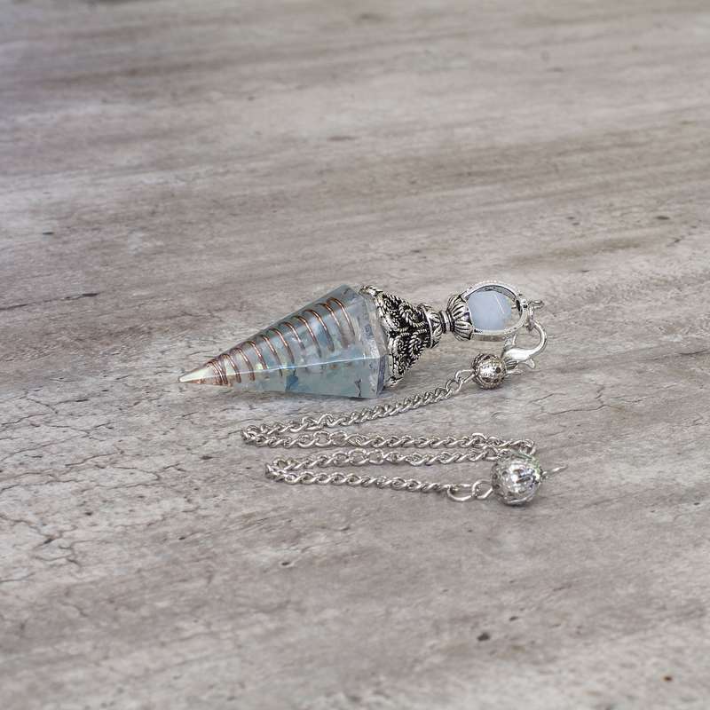Pendulum - Aquamarine - Resin