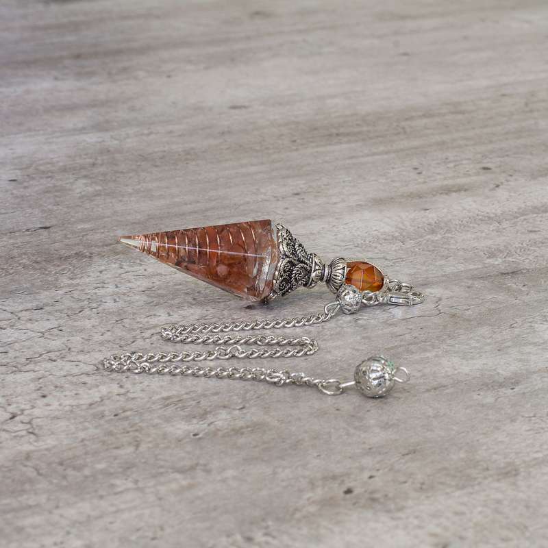 Pendulum - Carnelian - Resin