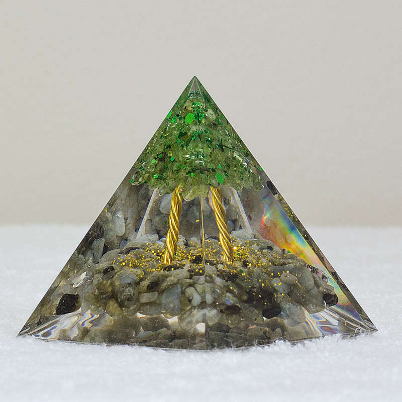 Orgonite Pyramid - Quartz