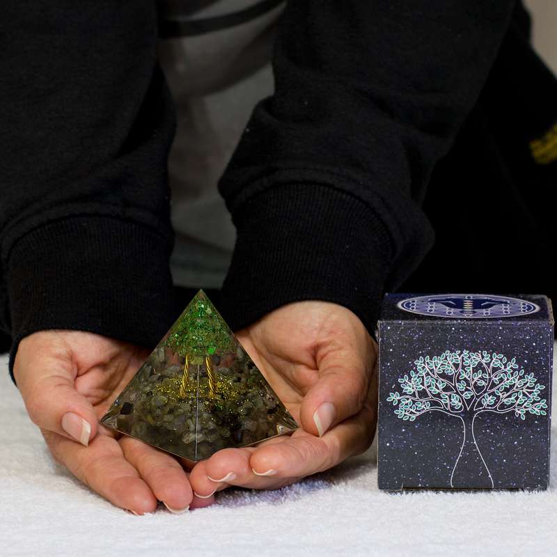 Orgonite Pyramid - Quartz