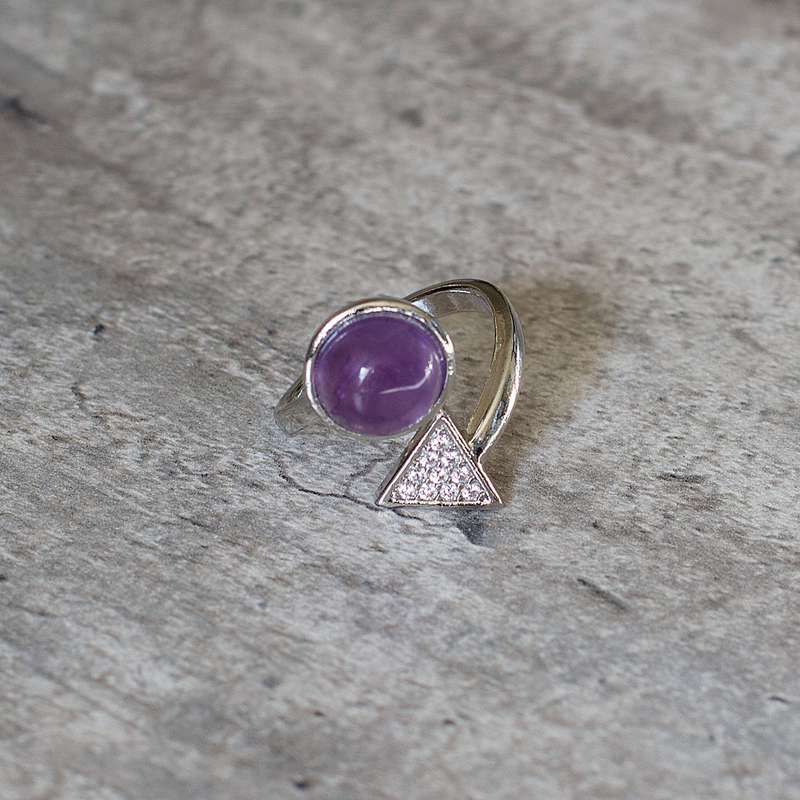 Triangle Adjustable Ring - Amethyst