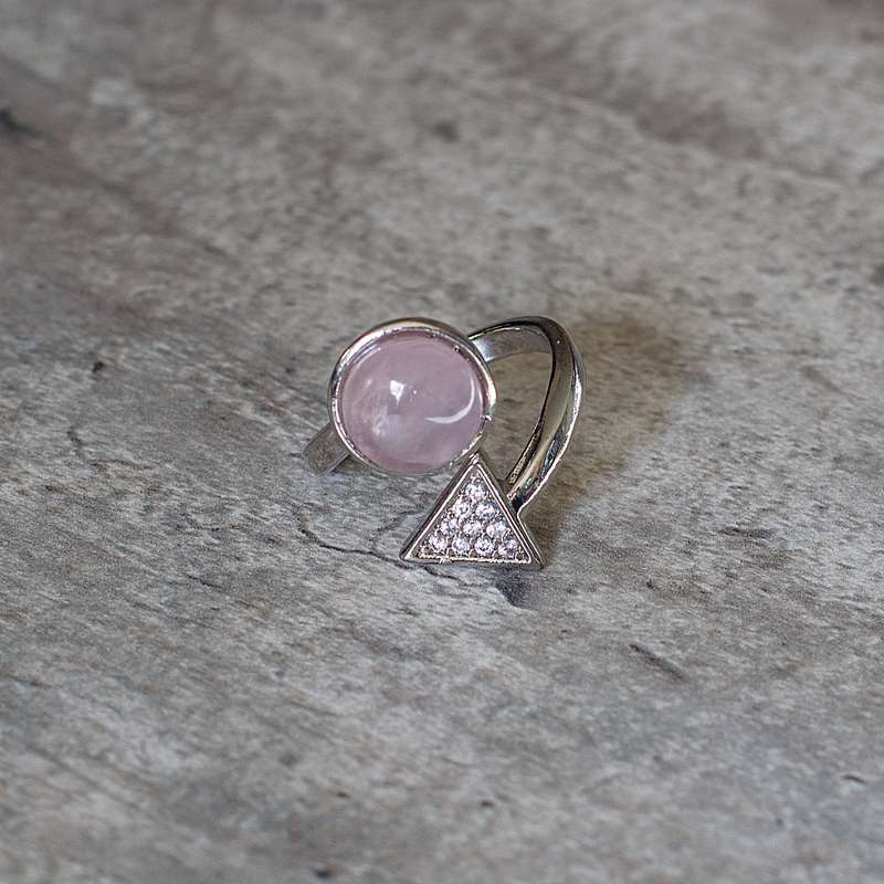Triangle Adjustable Ring - Rose Quartz