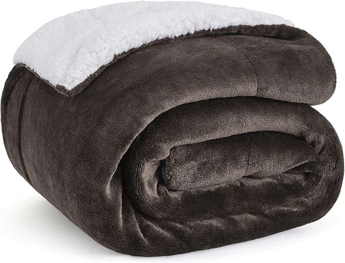 Brown Fleece Blanket with Pillow Case