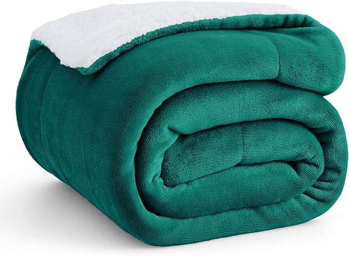 Forest Green Fleece Blanket with Pillow Case