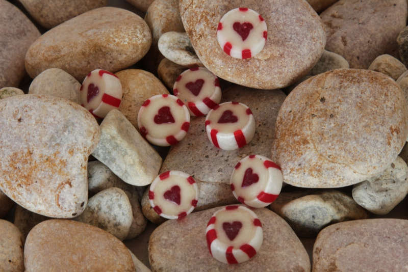 Heart Disc Cut Sweets Pack of ±4300 per pack