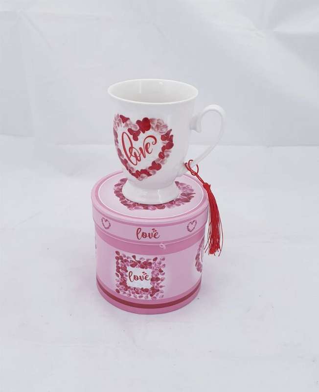 Love Mug in a Round Box