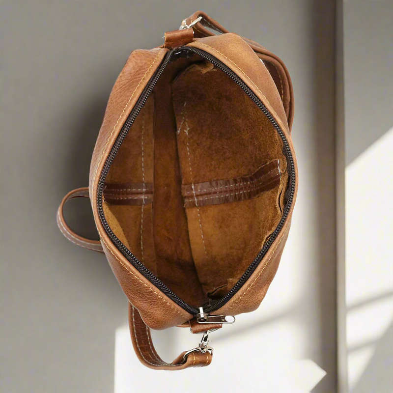 O' Kelly Leather Slingbag