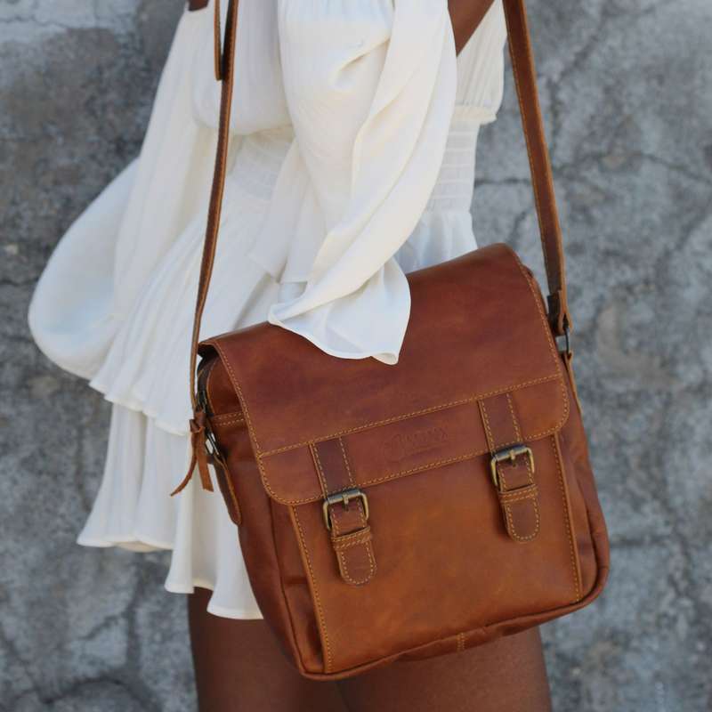 Jessie Leather Messenger Bag