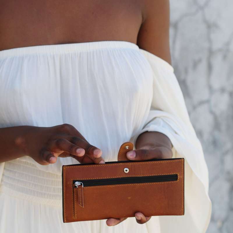 Sleek Tan Leather Ladies Wallet