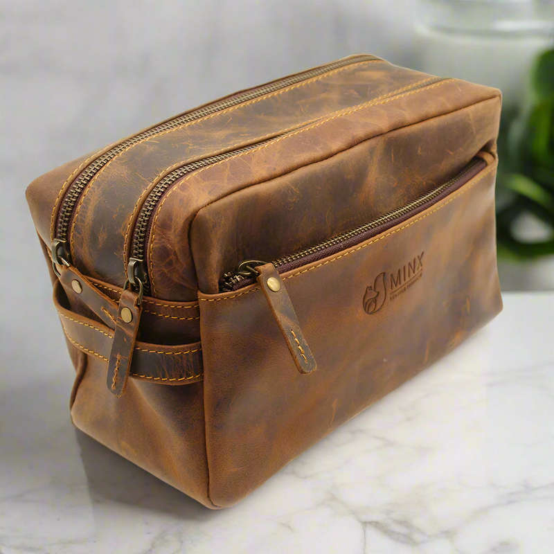 Double Zip LeatherToiletry Bag - Gift set