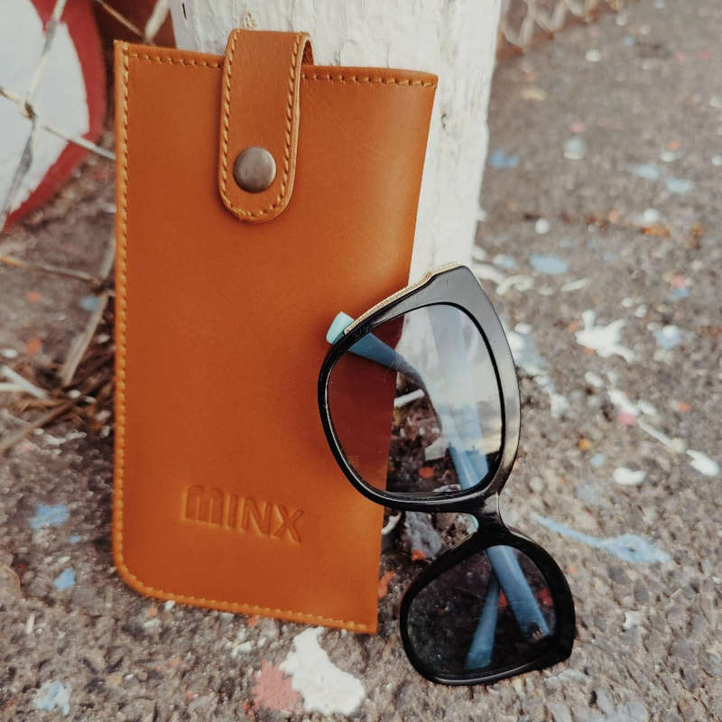 Sunny Leather Sunglass Pouch