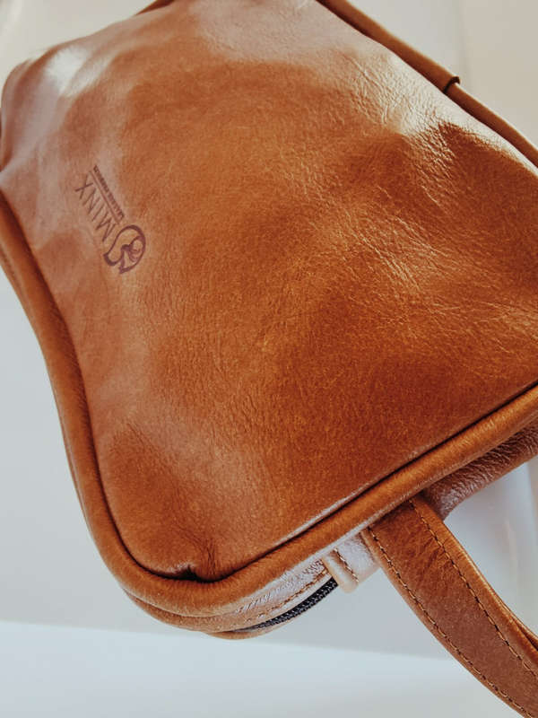 Dino Leather Toiletry Bag