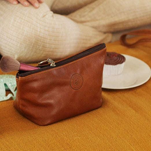 Cammy Leather Cosmetic Bag