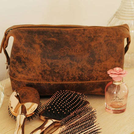 Single Zip Leather Toiletry Bag - Gift set