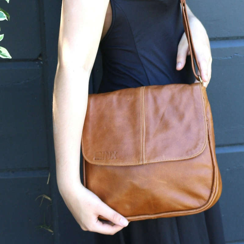 Huxley Leather Hand Bag