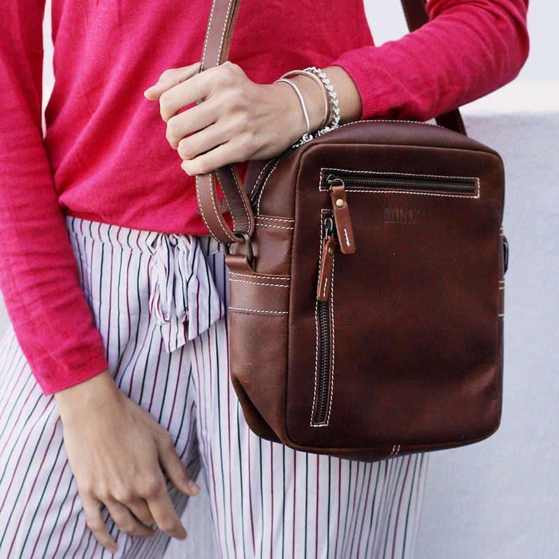 Bonny Leather Sling Bag